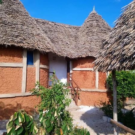 Marashi Villa Нунгви Екстериор снимка