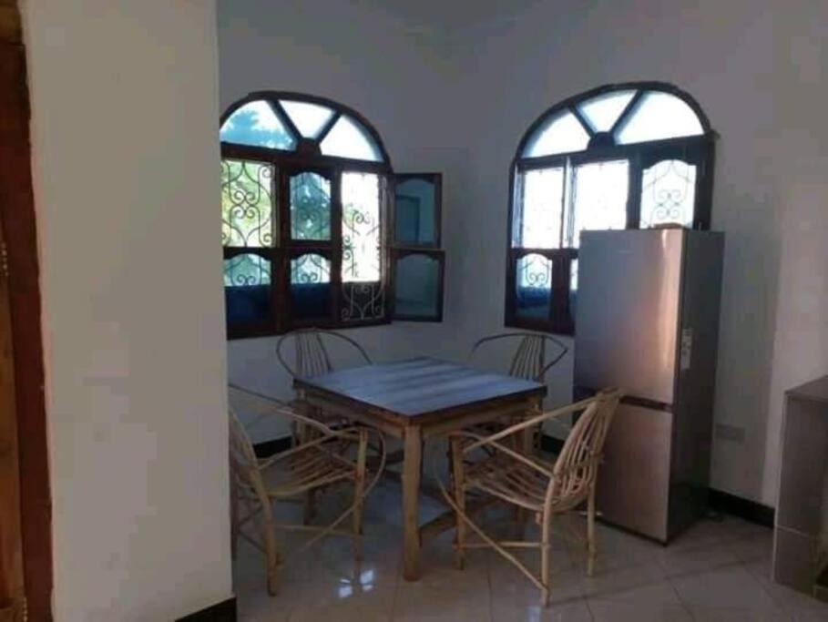 Marashi Villa Нунгви Екстериор снимка