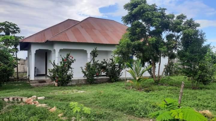 Marashi Villa Нунгви Екстериор снимка
