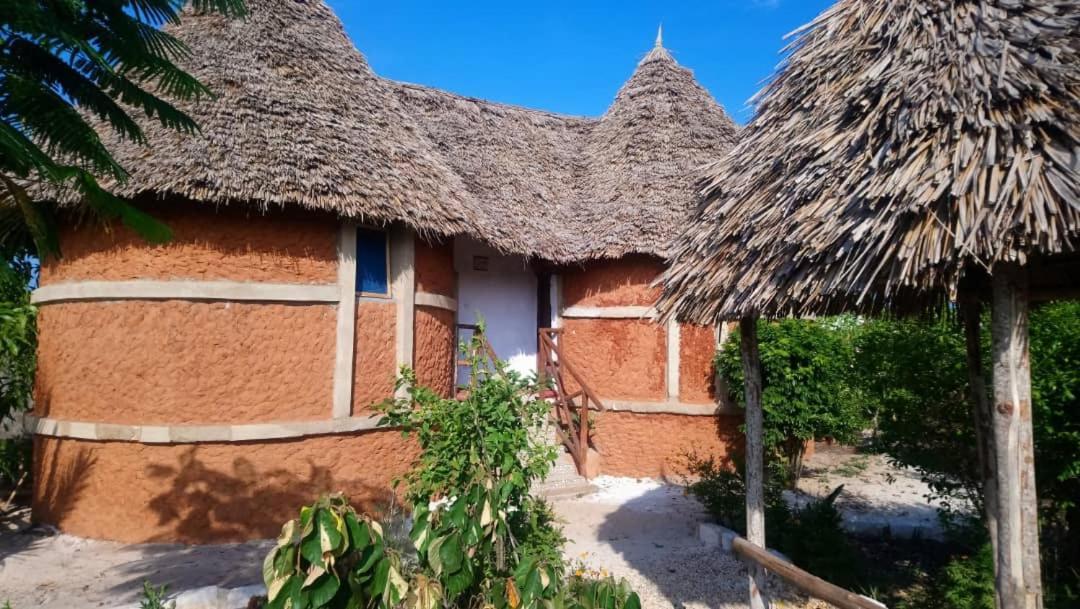 Marashi Villa Нунгви Екстериор снимка